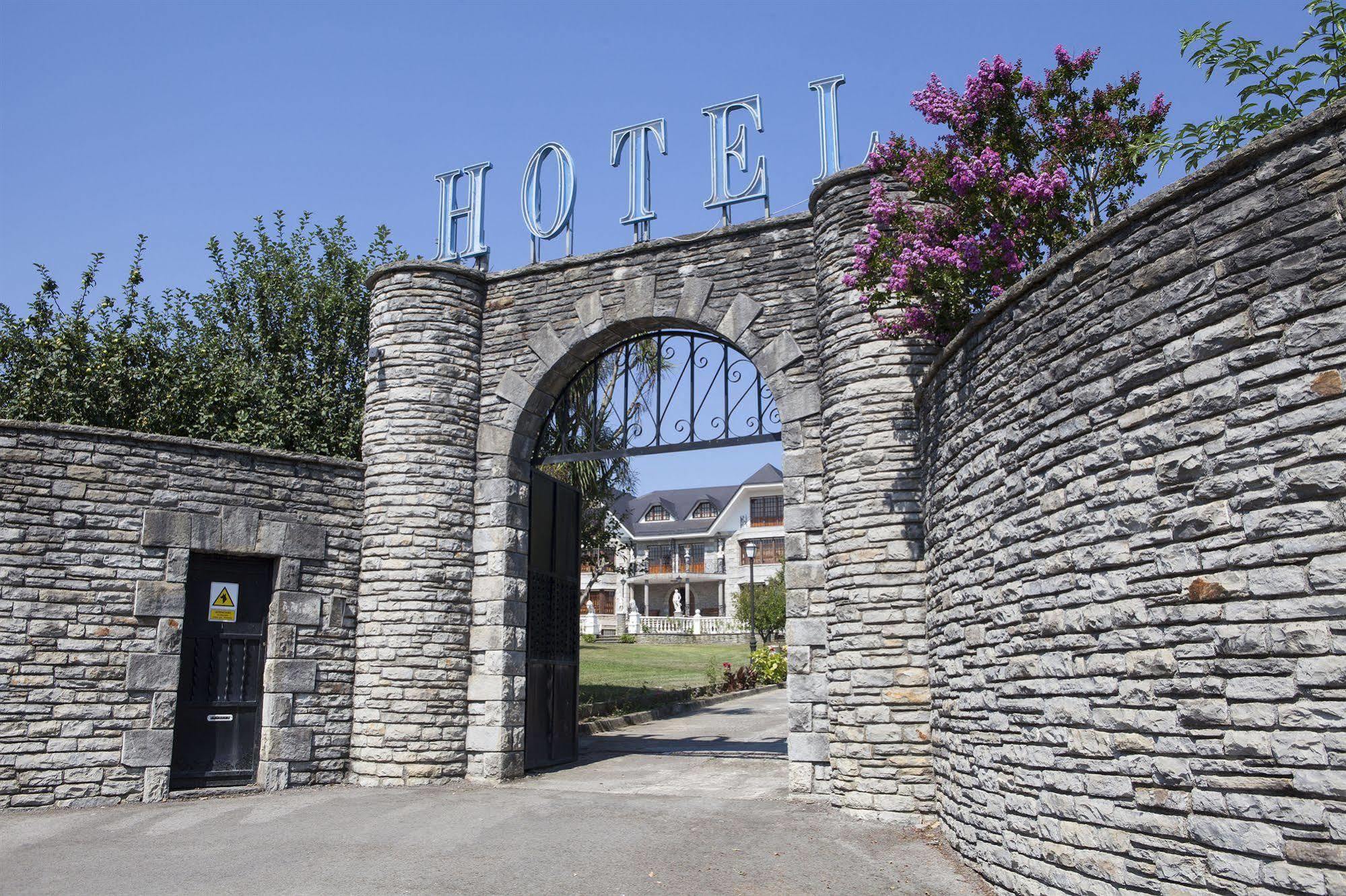 Hotel Antoyana Santander Exterior photo
